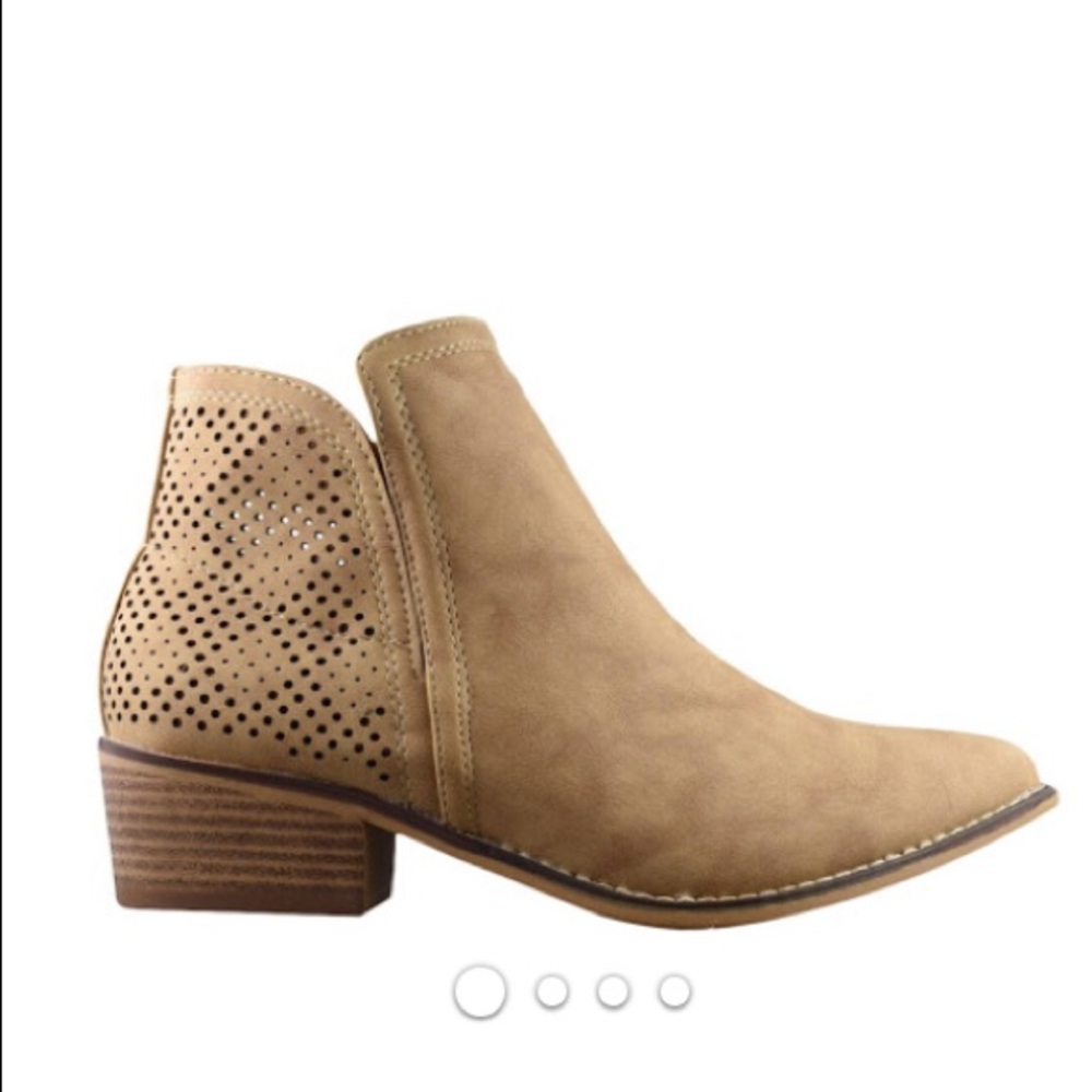 Steve Madden Neville Booties
